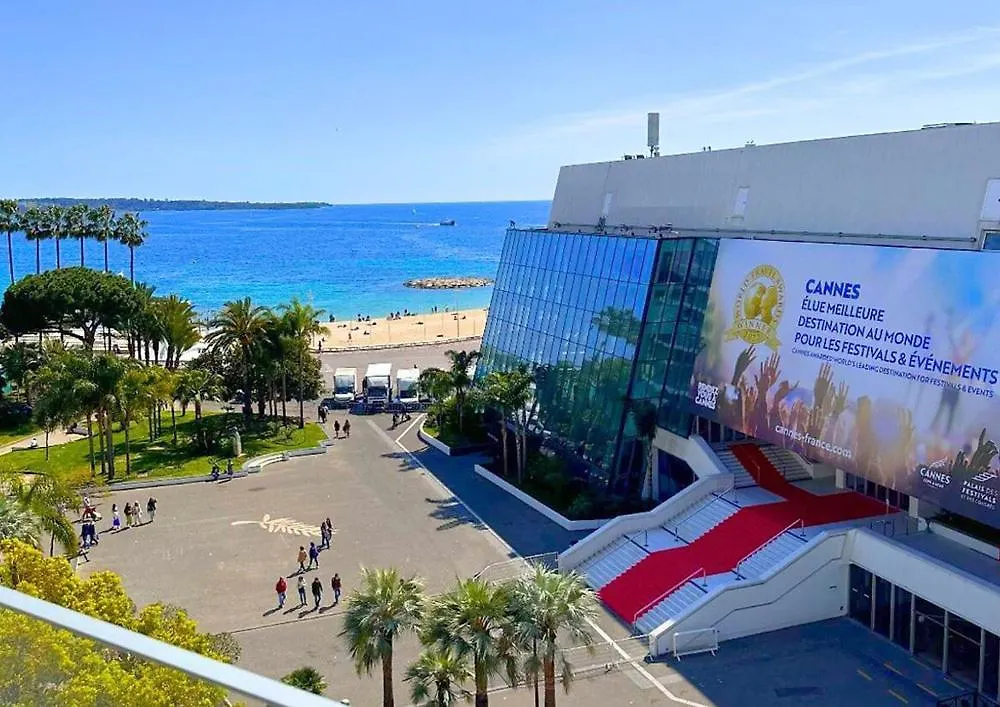 Studio Design Et Cosy A 8 Min A Pied Des Plages Cannes 0*,