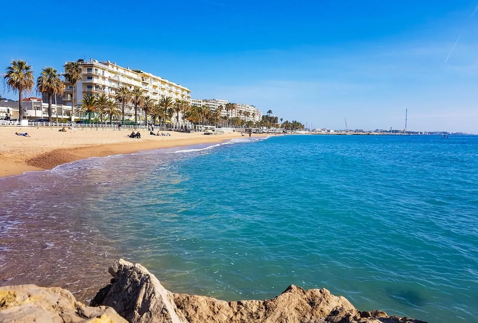 Studio Design Et Cosy A 8 Min A Pied Des Plages Cannes France